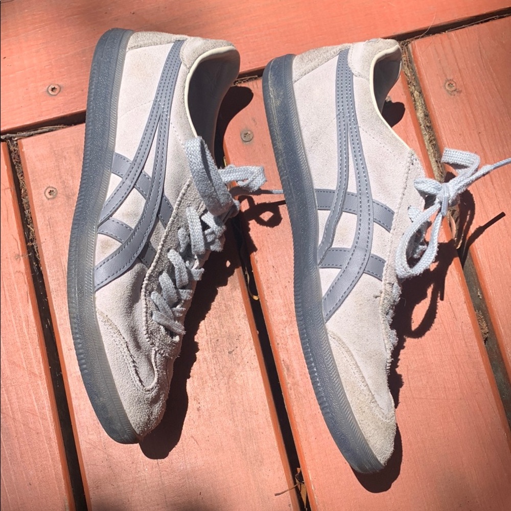 Onitsuka Tiger Gray Sneakers Classic Style